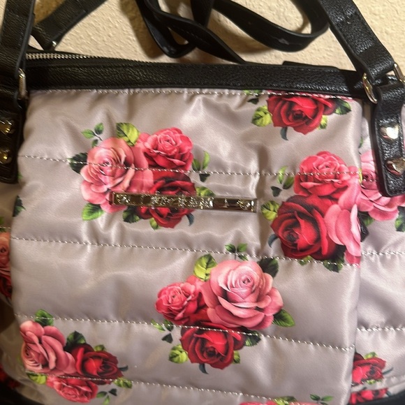 Betsy Johnson tote - Picture 3 of 9